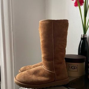 UGG Classic Short